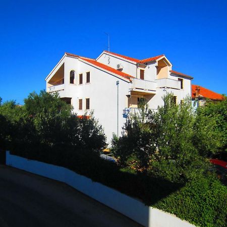 Apartments Fjaka Sveti Filip i Jakov Zewnętrze zdjęcie
