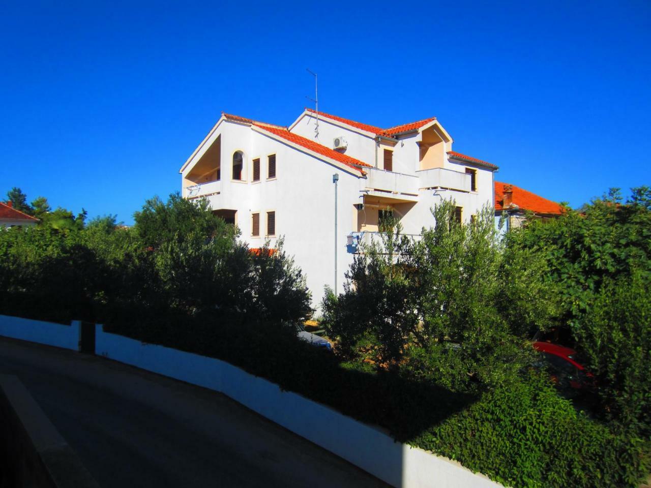 Apartments Fjaka Sveti Filip i Jakov Zewnętrze zdjęcie
