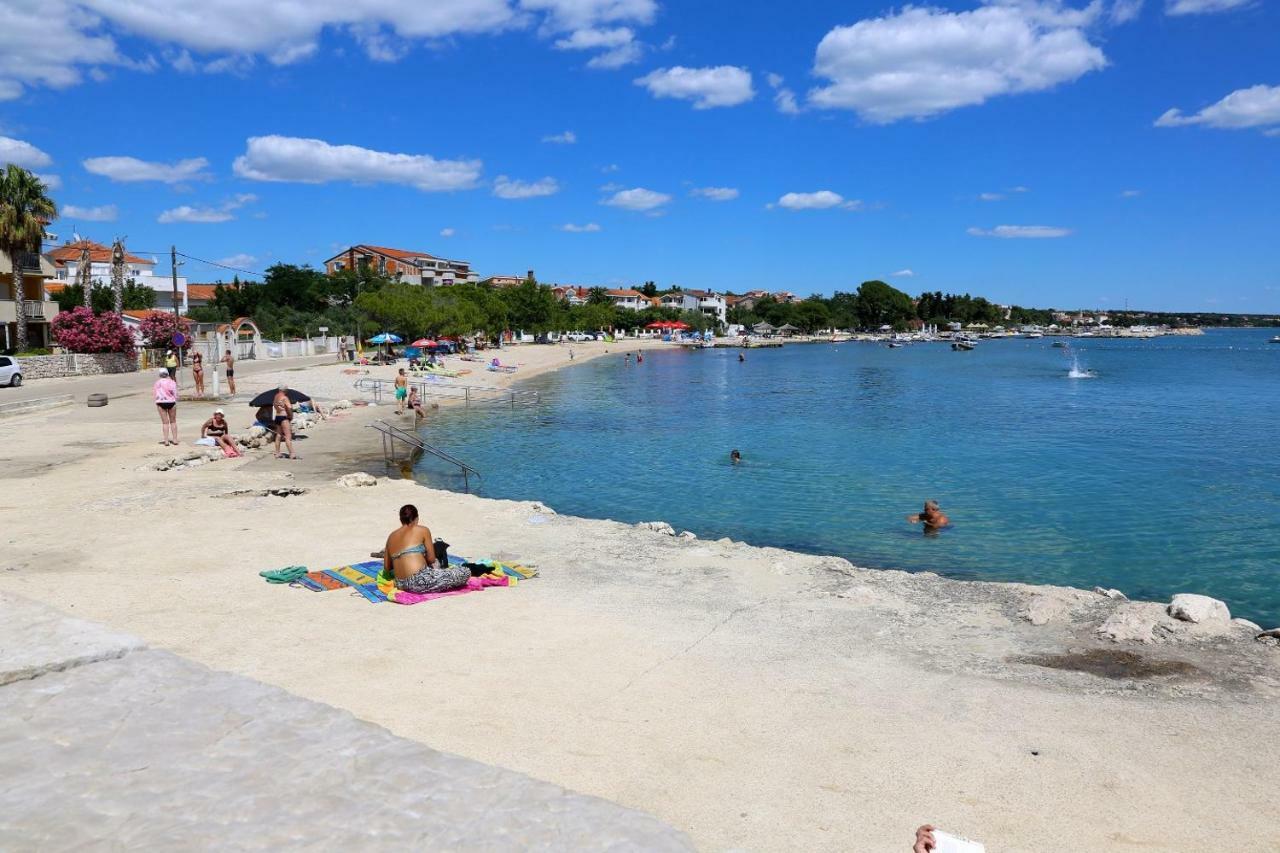 Apartments Fjaka Sveti Filip i Jakov Zewnętrze zdjęcie