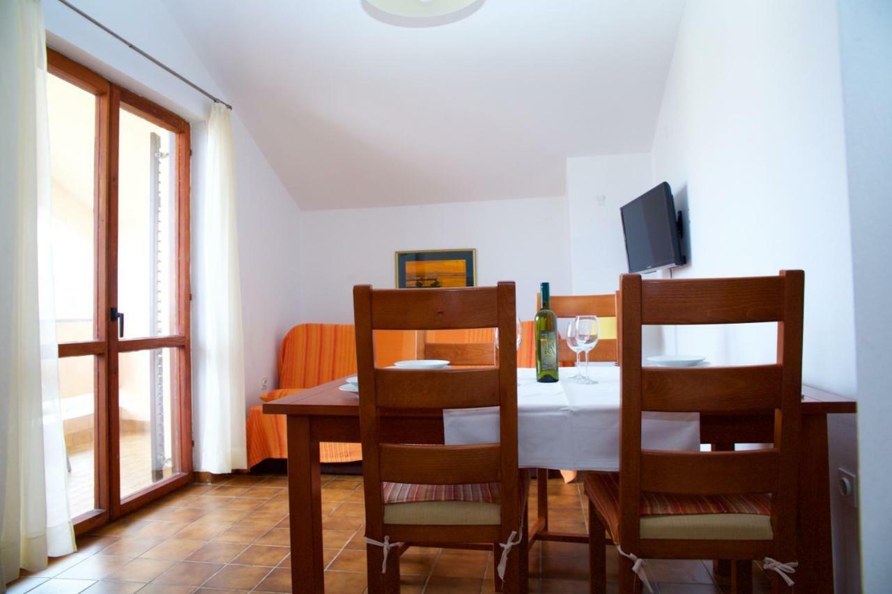 Apartments Fjaka Sveti Filip i Jakov Zewnętrze zdjęcie