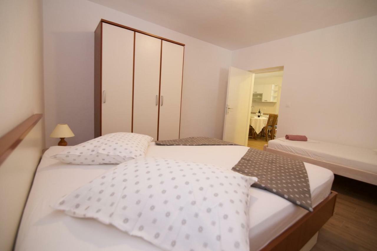 Apartments Fjaka Sveti Filip i Jakov Zewnętrze zdjęcie